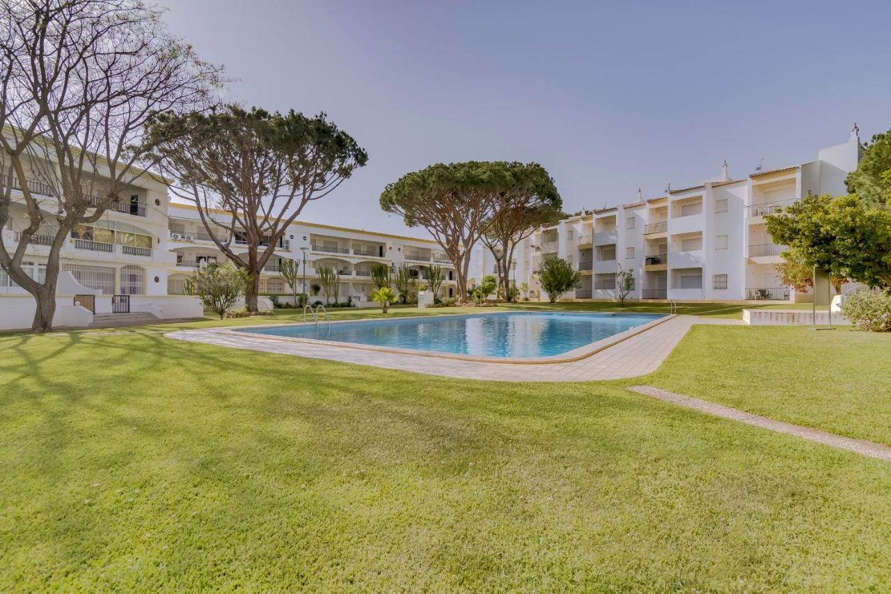 Pinhal Do Golfe - 2 Bedrooms - Vilamoura Exteriör bild